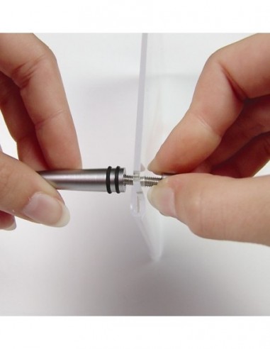 Montaż podpórki do tabliczki