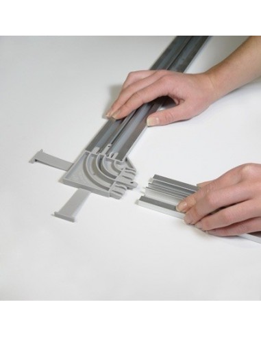 Montaż konstrukcji Backframe Montaż konstrukcji Backframe