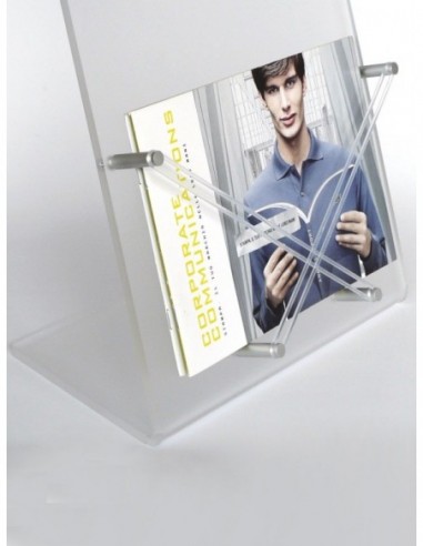 Stojaczek z kieszenią na ulotki