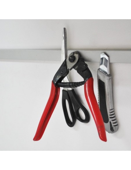 Listwa magnetyczna - porządek w narzędziach