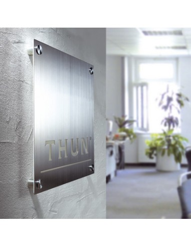 Tabliczka informacyjna na śrubach Fisso Steel