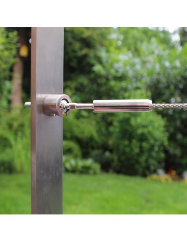 Montaż linki w słupku metalowym