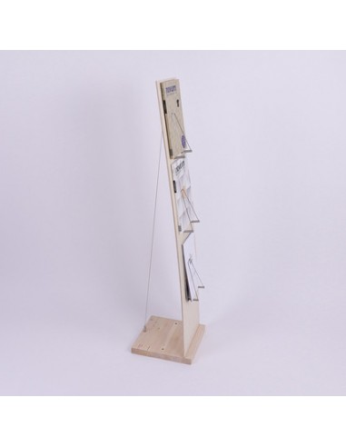 drewniany stojak reklamowy