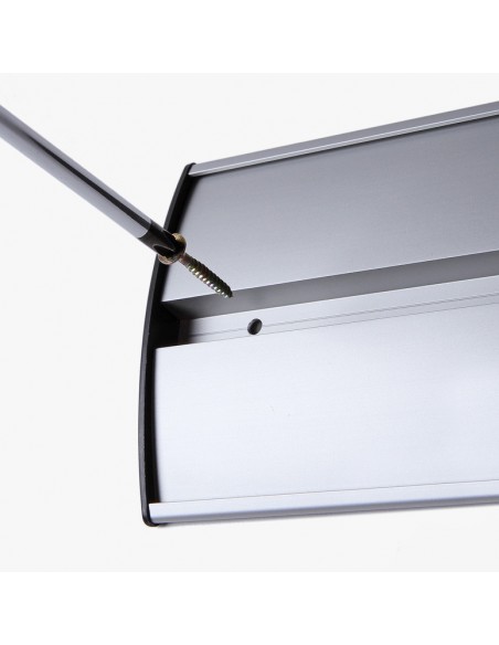 Montaż tabliczki informacyjnej