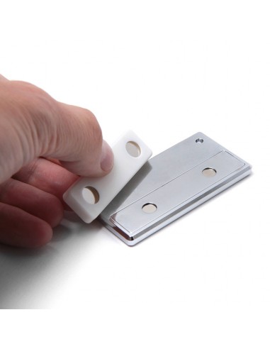 Identyfikator na magnes