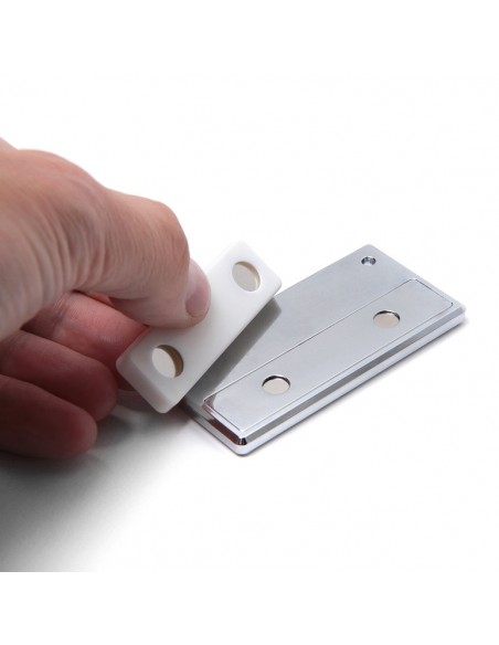 Identyfikator na magnes