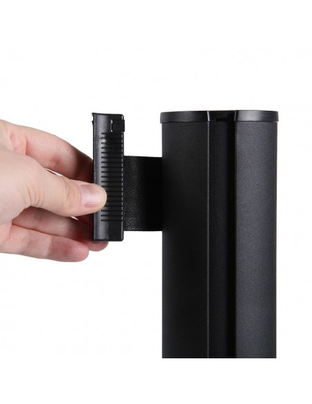 Wysuwana taśma odgradzająca czarna