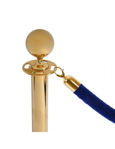 Złoty słupek odgradzający z kulą