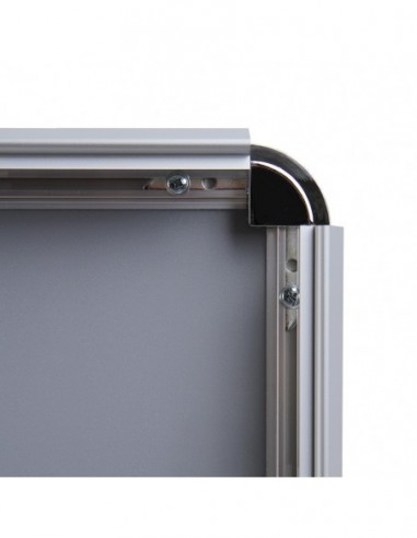 Profil zatrzaskowy ramy