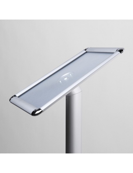 Ramka A4 na aluminiowej nodze