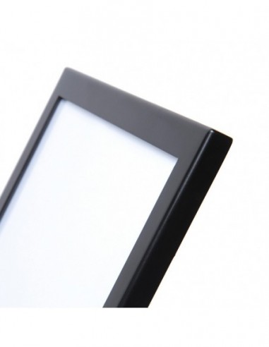 Czarny ekspozytor z kieszenią...